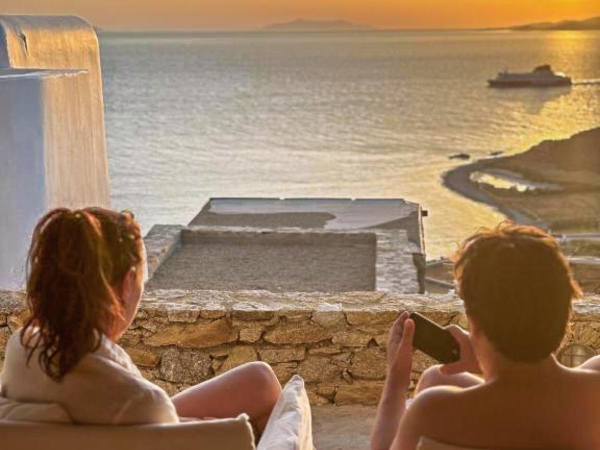 White Rock Suites & Villas Houlakia  Exterior foto